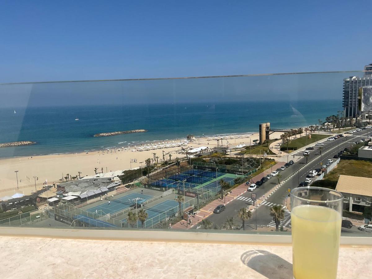 Sea Front Panoramic Duplex Roof-Top Herzelia Extérieur photo